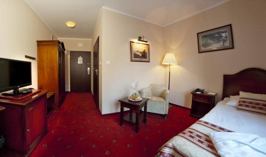 Hotel Zubrowka Spa & Wellness Białowieża Dış mekan fotoğraf